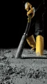WIBRATOR POGRĄŻALNY WACKER NEUSON IRFU 38:230:5 DO BETONU (WAŁEK 5 M, BUŁAWA 38 MM) - w betonie.webp